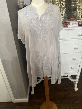 Johnny Was Light Gray Embroidered Button Front Tunic